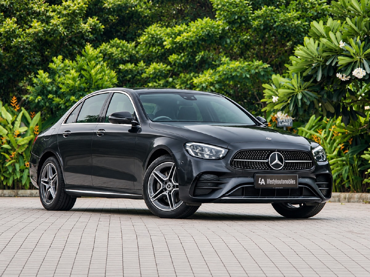 2023 Mercedes E200 Exclusive, image 1
